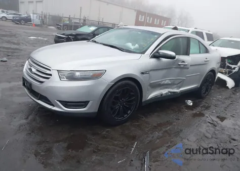 2013 Ford Taurus Limited z USA, uszkodzony, nr VIN 1FAHP2F81DG225652